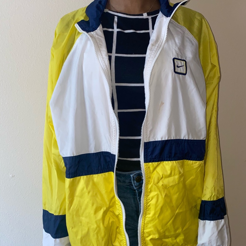 Nike Sportswear Windrunner SZ M